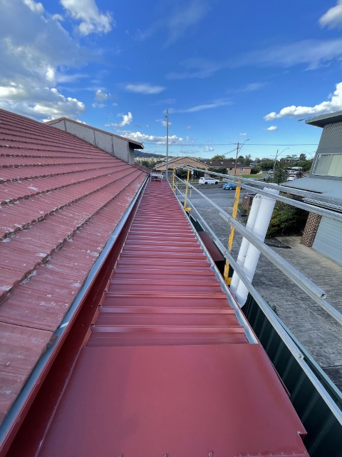 Colourbond vs Polycarbonate: Choosing Your Pergola Roof